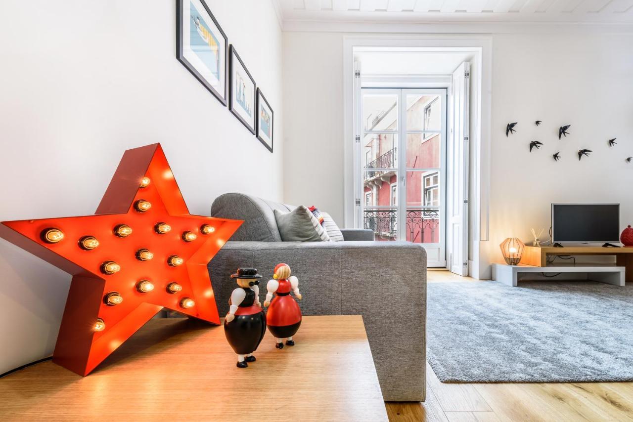 Modern Flat In Downtown Lisbon By Lovelystay 外观 照片